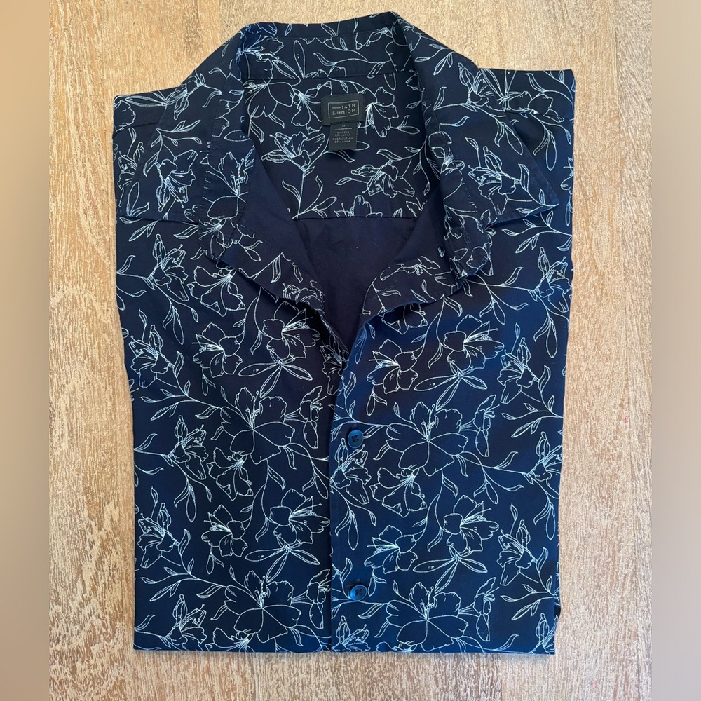 14th & Union Navy Floral Oxford with Short Sleeves